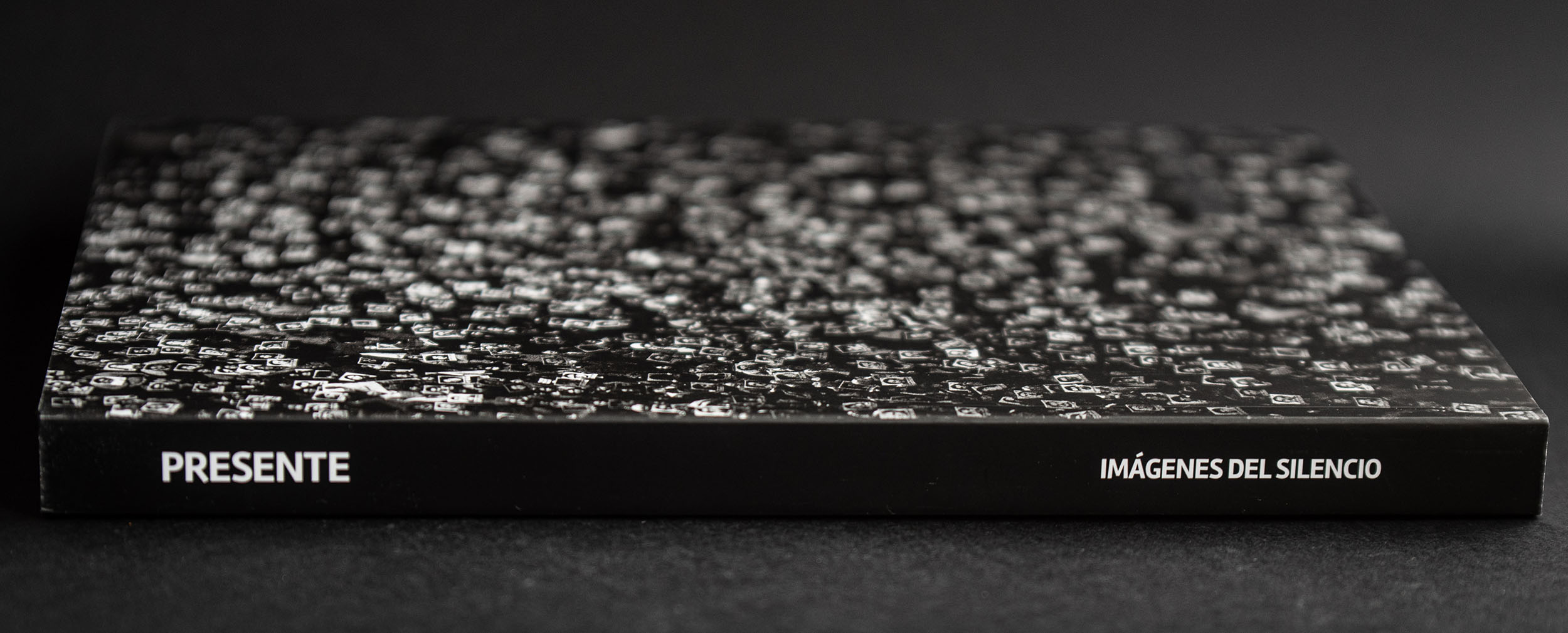 Libro Presente – Imágenes del Silencio